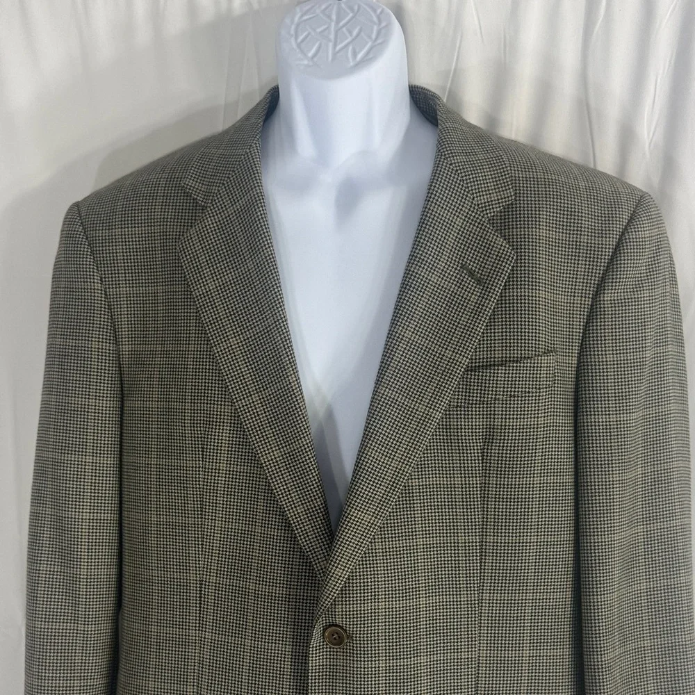 Armani Collezioni Tan Plaid Blazer Size 42R